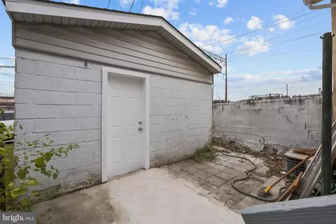 1142 Green St, Marcus Hook, PA 19061 photo 24