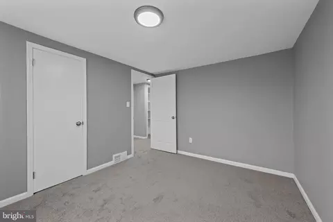 1142 Green St, Marcus Hook, PA 19061 photo 14