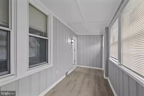 1142 Green St, Marcus Hook, PA 19061 photo 3