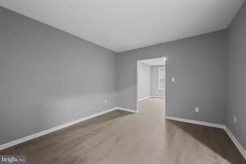 1142 Green St, Marcus Hook, PA 19061 photo 9