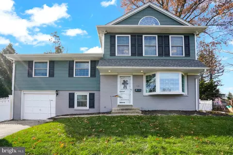 48 Overhill Cir, Media, PA 19063