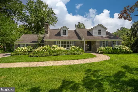 721 Hamilton Rd, Bryn Mawr, PA 19010