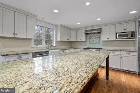 150 Biddulph Rd, Wayne, PA 19087 photo 11