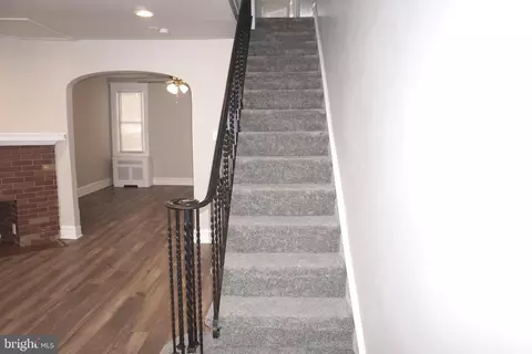 347 Avon Rd, Upper Darby, PA 19082 photo 10