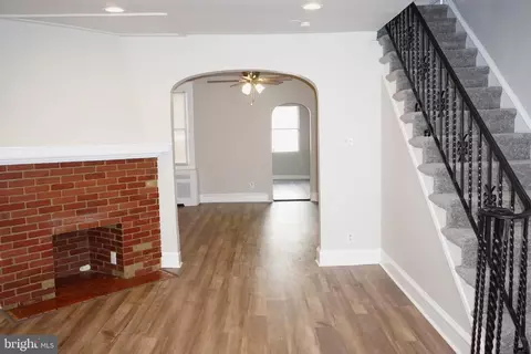 347 Avon Rd, Upper Darby, PA 19082 photo 4
