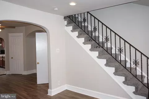 347 Avon Rd, Upper Darby, PA 19082 photo 11