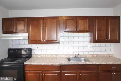 347 Avon Rd, Upper Darby, PA 19082 photo 8