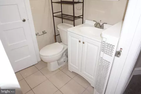 347 Avon Rd, Upper Darby, PA 19082 photo 17