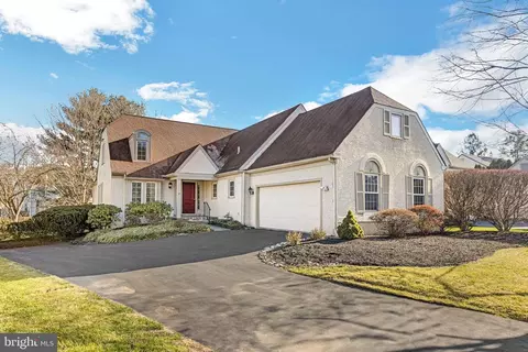 705 Cornerstone Ln, Bryn Mawr, PA 19010