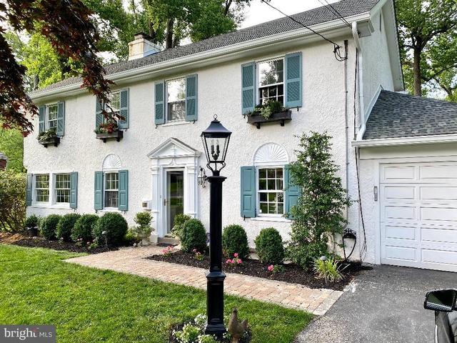 515 W Beechtree Ln, Wayne, PA 19087