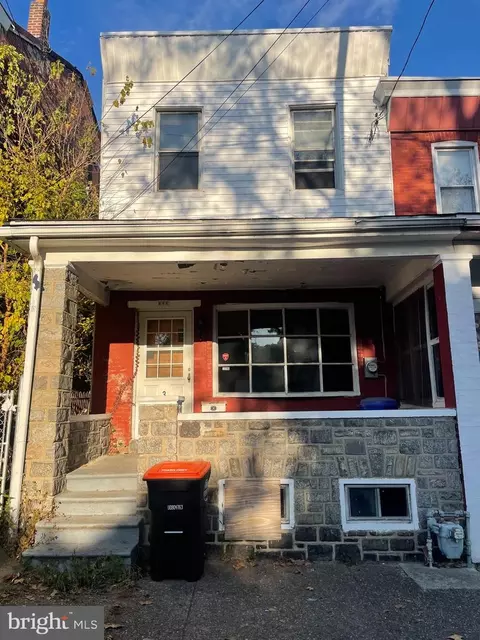 323 Lamokin St, Chester, PA 19013