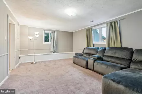 217 Willow Rd, Wallingford, PA 19086 photo 25