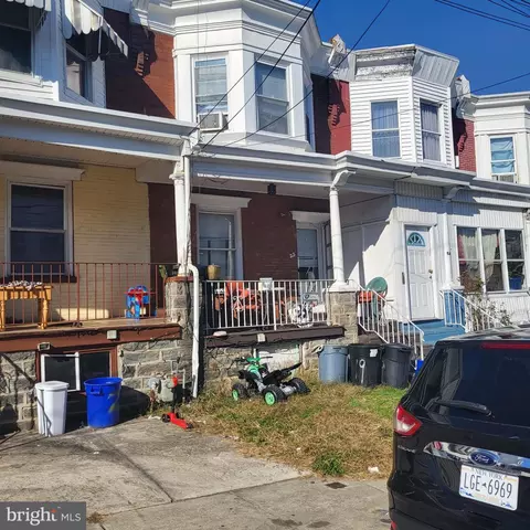22 New St, Upper Darby, PA 19082