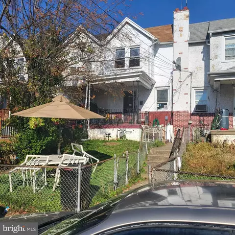 7023 Clover Ln, Upper Darby, PA 19082