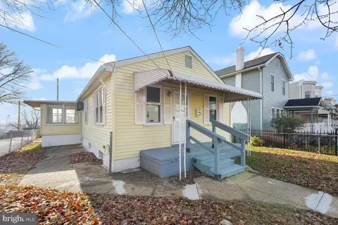 203 Worrilow St, Linwood, PA 19061