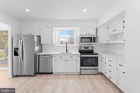 2621 9th Ave, Marcus Hook, PA 19061 photo 12