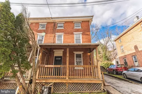 4 Church St, Brookhaven, PA 19015