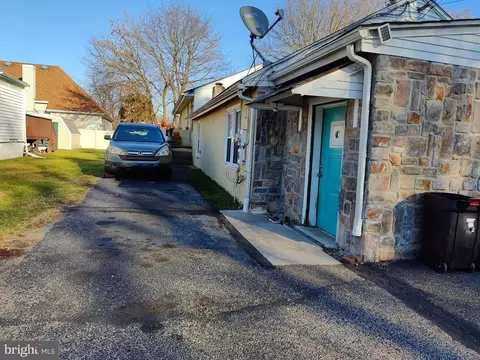 2383 Booker Ave, Aston, PA 19014