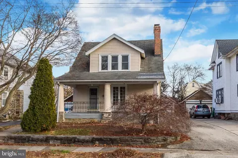 23 S Brighton Ave, Upper Darby, PA 19082
