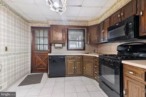 12 W 7th St, Marcus Hook, PA 19061 photo 18