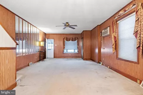 12 W 7th St, Marcus Hook, PA 19061 photo 14