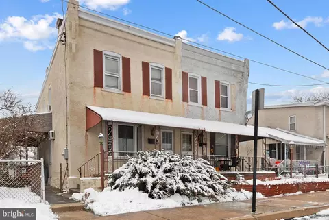 12 W 7th St, Marcus Hook, PA 19061
