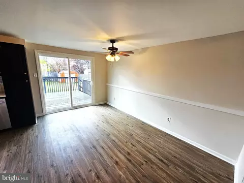 1014 Mcclenahan Ter, Marcus Hook, PA 19061 photo 6