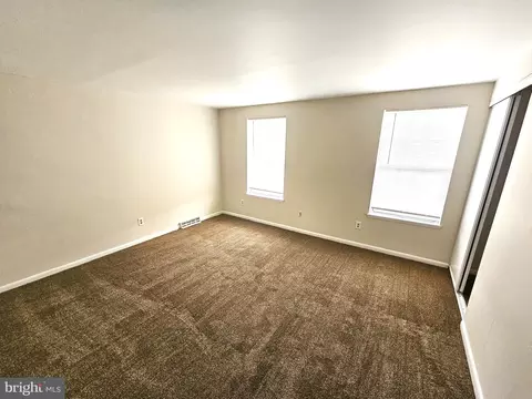 1014 Mcclenahan Ter, Marcus Hook, PA 19061 photo 13