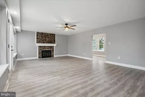 2340 Carlton Ave, Marcus Hook, PA 19061 photo 17