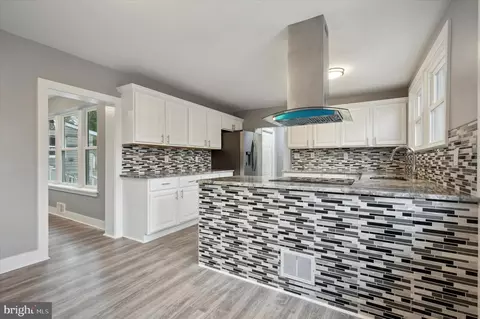 2340 Carlton Ave, Marcus Hook, PA 19061 photo 7