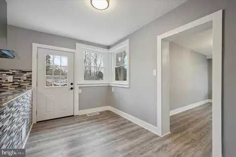 2340 Carlton Ave, Marcus Hook, PA 19061 photo 11