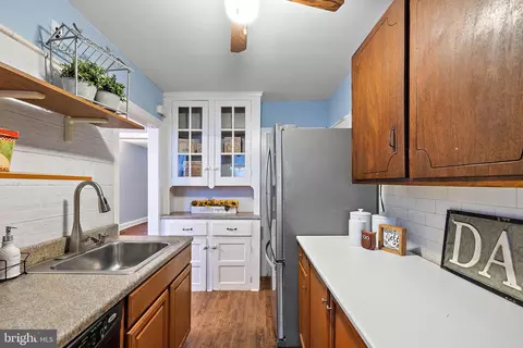 110 N Fairview Ave, Upper Darby, PA 19082 photo 13