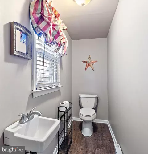 110 N Fairview Ave, Upper Darby, PA 19082 photo 15