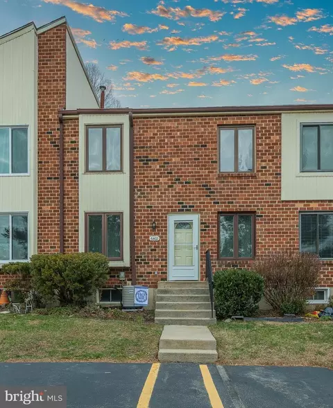 6402 Hilltop Dr #56, Brookhaven, PA 19015