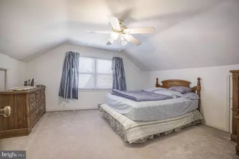Bedroom - 312 Pinecrest Rd, Springfield, PA 19064 photo 6 of 7