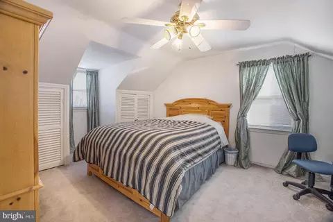 Bedroom - 312 Pinecrest Rd, Springfield, PA 19064 photo 5 of 7