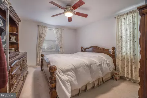 Bedroom - 312 Pinecrest Rd, Springfield, PA 19064 photo 2 of 7