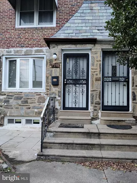7255 Bradford Rd, Upper Darby, PA 19082