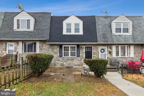 1306 Harshaw Rd, Brookhaven, PA 19015