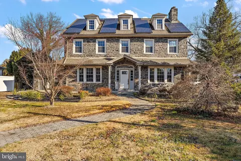 301 N Lansdowne Ave, Lansdowne, PA 19050