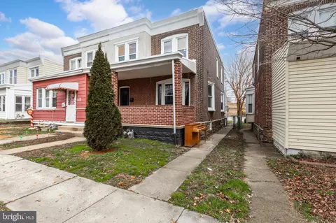Exterior - 1113 Washington Ave, Marcus Hook, PA 19061 photo 4 of 8