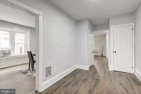 Entry Way - 1113 Washington Ave, Marcus Hook, PA 19061 photo 1 of 2