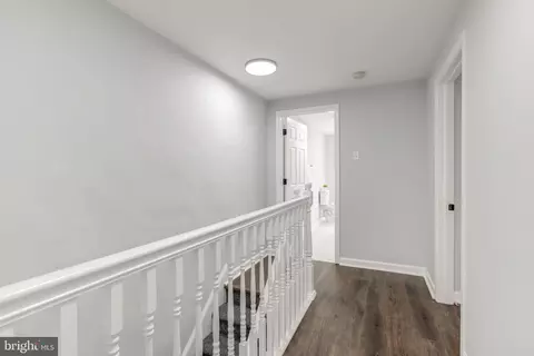 Entry Way - 1113 Washington Ave, Marcus Hook, PA 19061 photo 2 of 2
