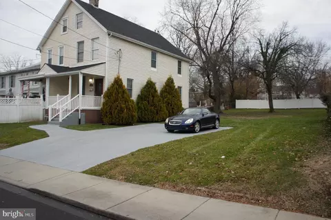 1020 Elmwood Ave, Sharon Hill, PA 19079