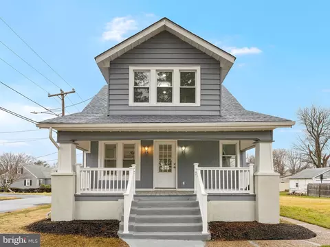 1726 Meetinghouse Rd, Boothwyn, PA 19061