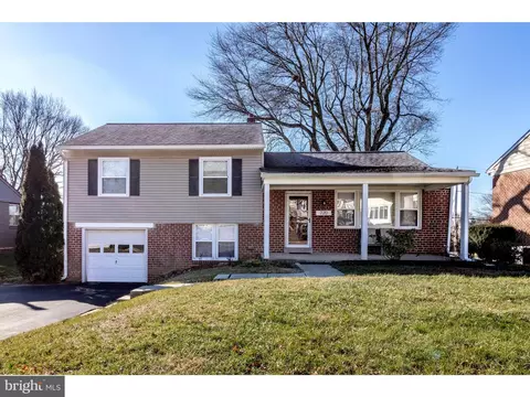 720 Wisteria Dr, Newtown Square, PA 19073