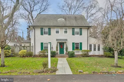 676 Glenmary Rd, Wayne, PA 19087 photo 2