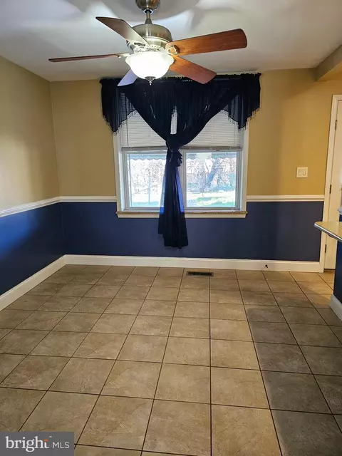 10 Chestnut St, Marcus Hook, PA 19061 photo 8