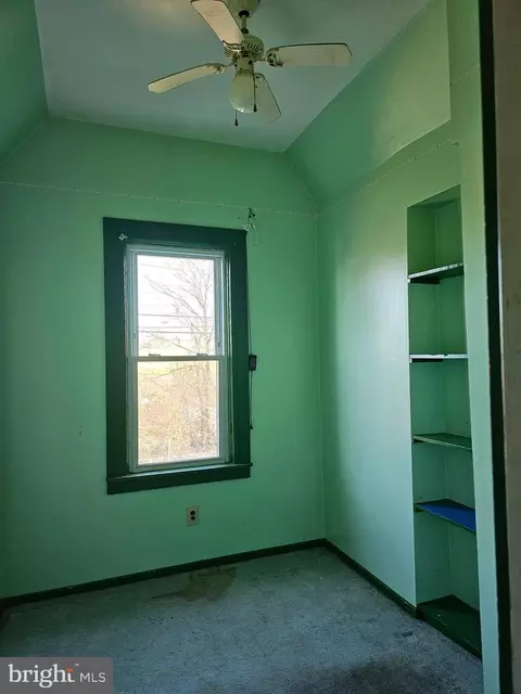 10 Chestnut St, Marcus Hook, PA 19061 photo 16