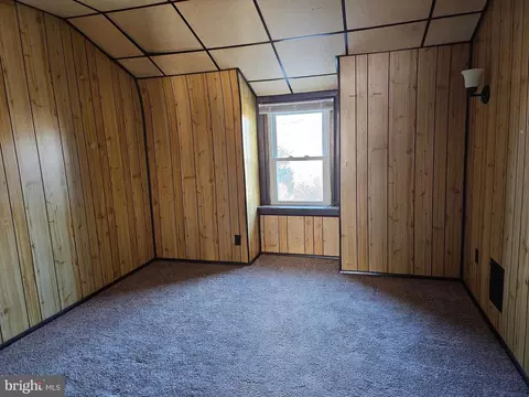 10 Chestnut St, Marcus Hook, PA 19061 photo 12
